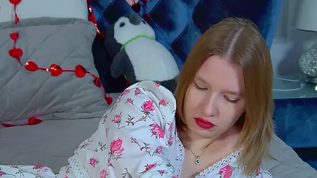 LiliLinn online show from 02-17-26, 04:42