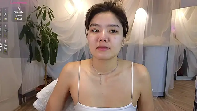 Snapshot of EmmaFisherf chatting on 03-22-25, 02:48 EmmaFisherf online show from 03-22-25, 02:48