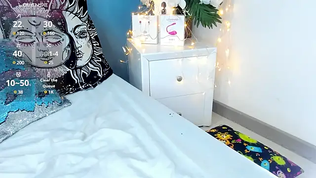 NinaInk online show from 02-10-25, 01:22