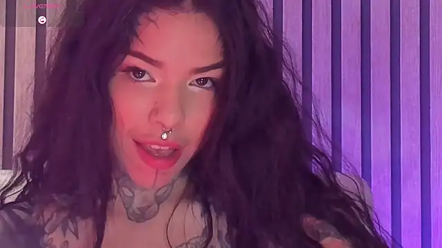 NinaInk online show from 04-04-26, 11:51