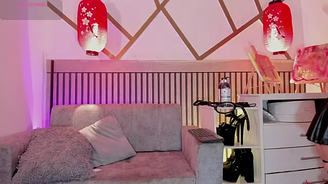 NinaInk online show from 08-09-26, 11:26