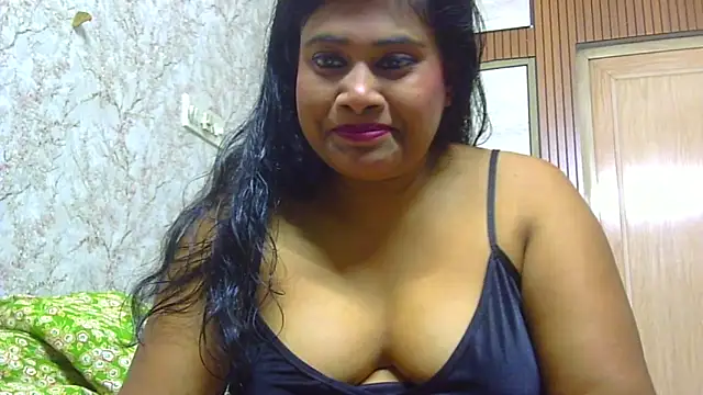 Snapshot of sexy_roma chatting on 11-14-25, 03:33 sexy roma online show from 11-14-25, 03:33