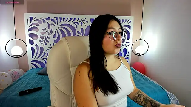 deep sunset1 online show from 04-18-26, 06:01