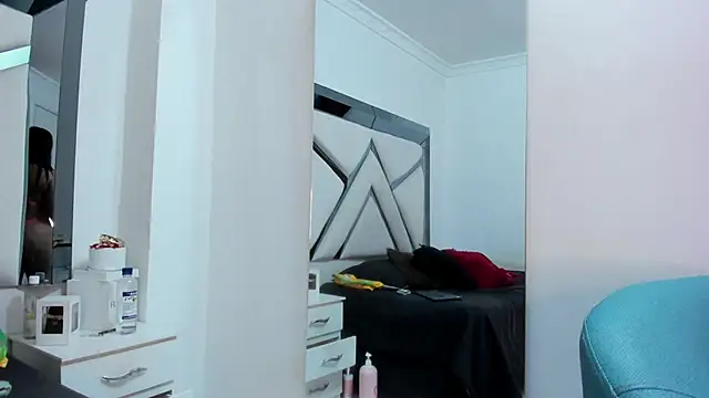 katherineFostel online show from 02-24-26, 04:05