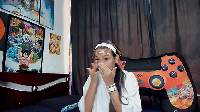 Snapshot of Valeria_Fitness chatting on 07-08-26, 08:35 Valeria Fitness online show from 07-08-26, 08:35