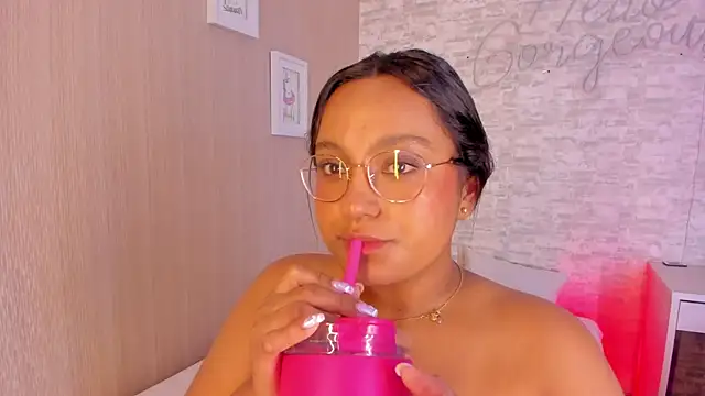 ellamontoya online show from 02-12-25, 10:56