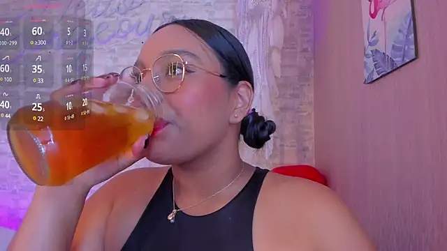 ellamontoya online show from 02-26-25, 04:36