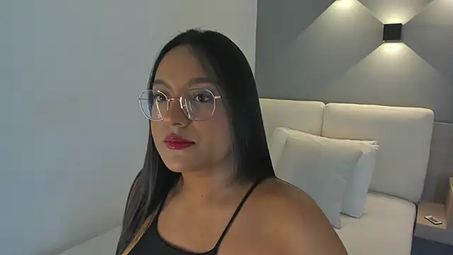 ellamontoya online show from 09-18-25, 11:12