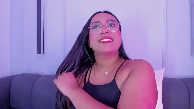 ellamontoya online show from 11-21-25, 11:31