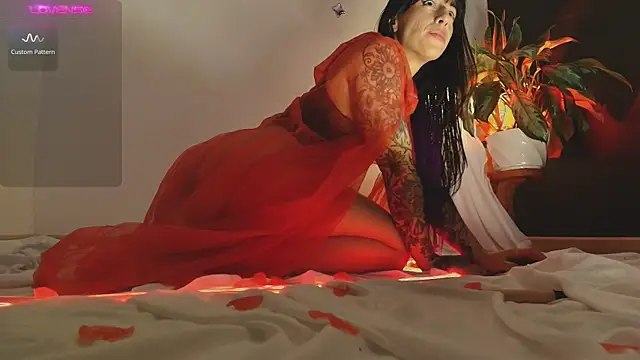 Snapshot of ValenGray chatting on 03-15-25, 02:46 ValenGray online show from 03-15-25, 02:46