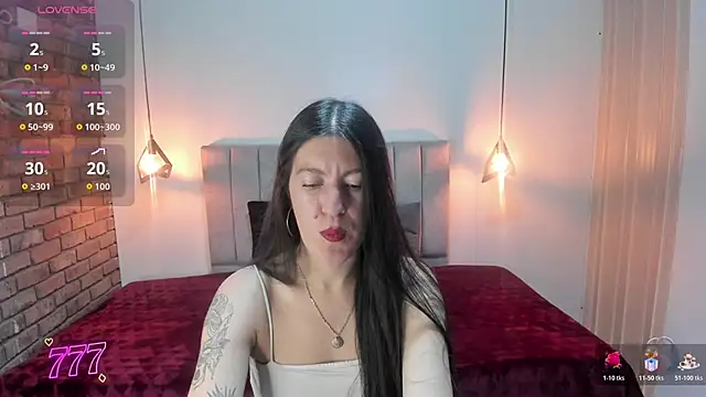 LiaCooper  online show from 06-02-26, 12:29
