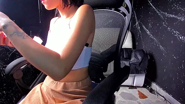 Snapshot of MelodyBliss chatting on 03-06-25, 10:47 MelodyBliss online show from 03-06-25, 10:47