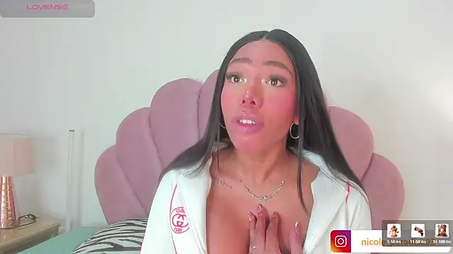 Nicole Paradise online show from 07-24-26, 01:09