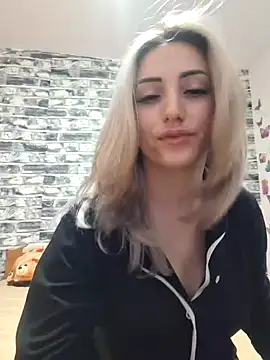 Snapshot of DeeaFUN25 chatting on 01-15-25, 05:37 DeeaFUN25 online show from 01-15-25, 05:37