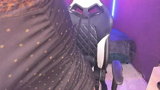 Snapshot of Cumming_Tiffani chatting on 01-31-25, 08:12 Cumming Tiffani online show from 01-31-25, 08:12