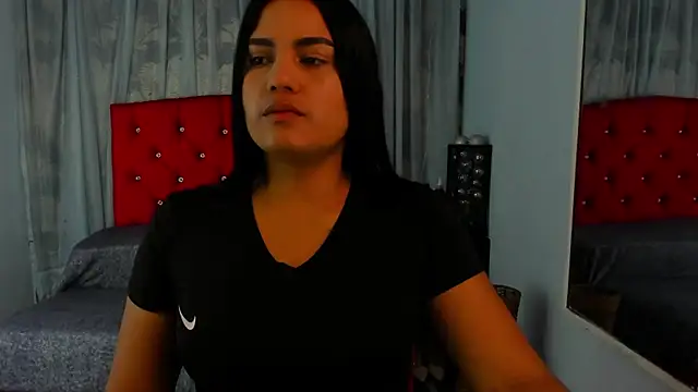 Snapshot of Cumming_Tiffani chatting on 02-18-25, 12:39 Cumming Tiffani online show from 02-18-25, 12:39