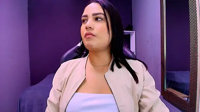 Snapshot of Cumming_Tiffani chatting on 10-11-25, 12:26 Cumming Tiffani online show from 10-11-25, 12:26