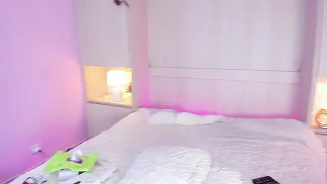 Snapshot of valerymeyerr chatting on 10-07-25, 04:09 valerymeyerr online show from 10-07-25, 04:09