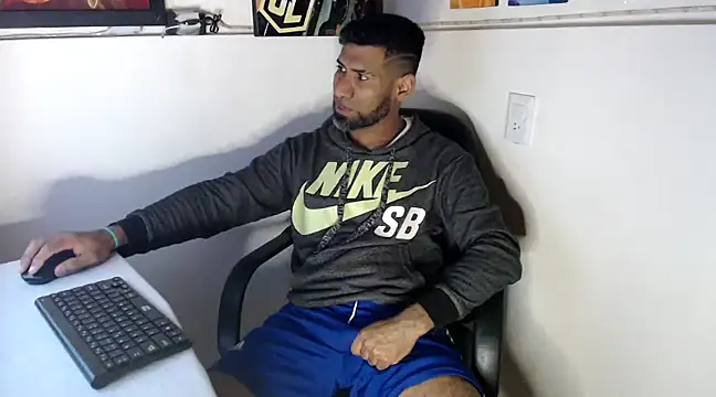 Enriblack92 online show from 12-03-24, 08:28