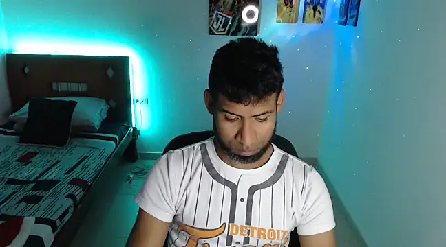 Enriblack92 online show from 12-26-24, 08:11