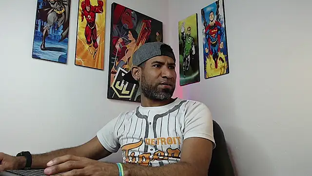 Enriblack92 online show from 01-17-25, 01:25