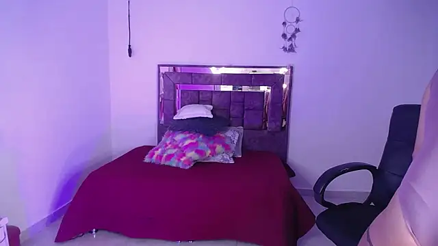 Snapshot of alejandrafitt chatting on 03-22-25, 03:20 alejandrafitt online show from 03-22-25, 03:20