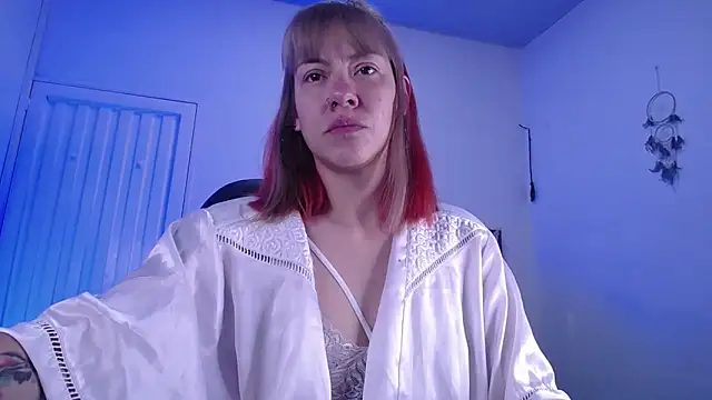 Snapshot of alejandrafitt chatting on 09-09-25, 12:32 alejandrafitt online show from 09-09-25, 12:32