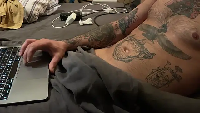 Snapshot of kameray12 chatting on 03-17-25, 06:11 kameray12 online show from 03-17-25, 06:11