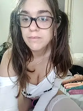 Snapshot of Miachan_LaGattinaVogliosa chatting on 10-31-25, 02:18 Miachan LaGattinaVogliosa online show from 10-31-25, 02:18