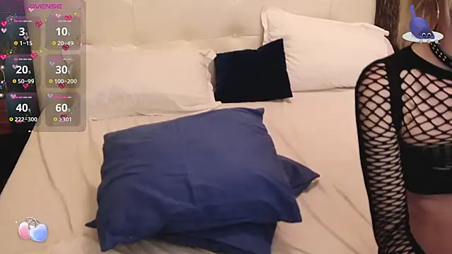 Snapshot of PinkySparks chatting on 02-26-25, 11:37 PinkySparks online show from 02-26-25, 11:37