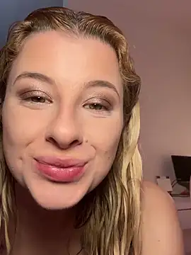 Mia-Minou online show from 02-03-25, 08:35