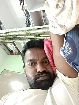 Snapshot of PVNRAO0831 chatting on 09-29-25, 06:24 PVNRAO0831 online show from 09-29-25, 06:24