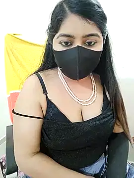 Snapshot of SHUBHI880 chatting on 03-15-25, 12:24 SHUBHI880 online show from 03-15-25, 12:24