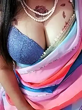 Snapshot of SHUBHI880 chatting on 10-09-25, 05:11 SHUBHI880 online show from 10-09-25, 05:11