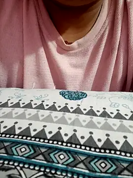 Snapshot of SHUBHI880 chatting on 11-28-25, 07:11 SHUBHI880 online show from 11-28-25, 07:11