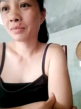 Snapshot of Aninyin22 chatting on 06-26-26, 06:51 Aninyin22 online show from 06-26-26, 06:51
