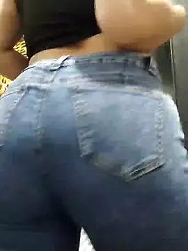 Snapshot of dulccemaria24 chatting on 12-10-24, 09:00 dulccemaria24 online show from 12-10-24, 09:00