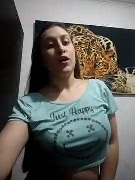 Snapshot of dulccemaria24 chatting on 10-25-25, 04:24 dulccemaria24 online show from 10-25-25, 04:24