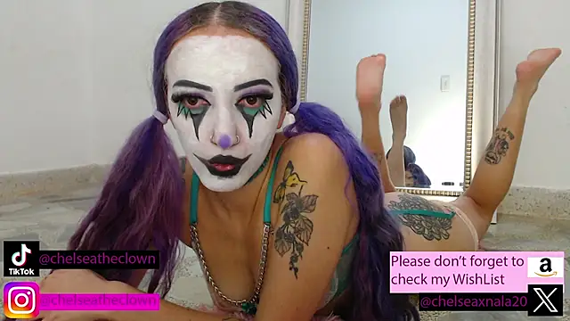 Snapshot of Eloise-brown chatting on 11-06-25, 06:09 Eloise-brown online show from 11-06-25, 06:09