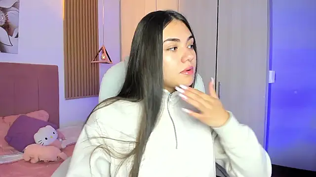 mia nevaeh online show from 10-23-25, 08:18