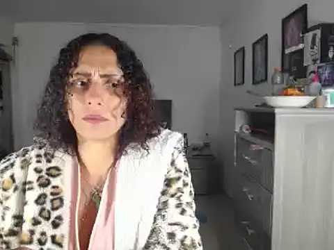 Corina hot online show from 12-29-24, 04:48