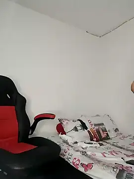 Snapshot of Fanny_Klean chatting on 02-01-25, 09:21 Fanny Klean online show from 02-01-25, 09:21