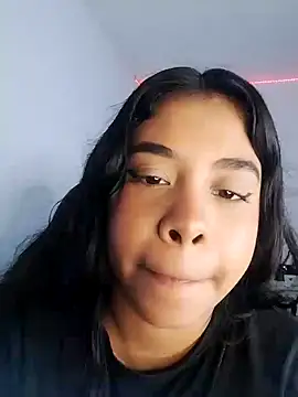 Snapshot of Fanny_Klean chatting on 03-21-25, 08:17 Fanny Klean online show from 03-21-25, 08:17