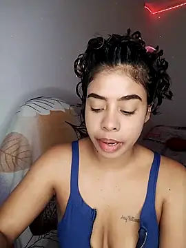 Snapshot of Fanny_Klean chatting on 11-07-25, 02:44 Fanny Klean online show from 11-07-25, 02:44