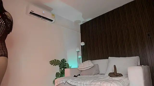 molly cams8 online show from 06-05-26, 03:46