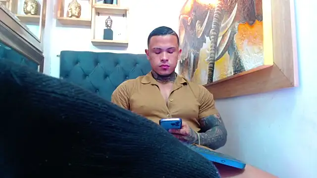 Snapshot of david_rousse_ chatting on 12-25-24, 08:29 david rousse online show from 12-25-24, 08:29