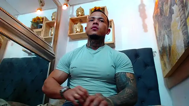 Snapshot of david_rousse_ chatting on 01-06-25, 06:36 david rousse online show from 01-06-25, 06:36