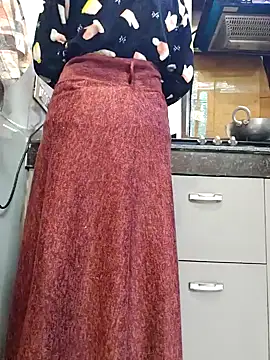 Manpreet kaur21 online show from 01-25-25, 01:52