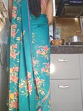 Manpreet kaur21 online show from 03-03-25, 06:48