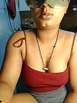 Snapshot of Manpreet_kaur21 chatting on 05-18-26, 05:02 Manpreet kaur21 online show from 05-18-26, 05:02